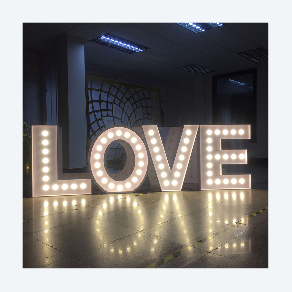 المبيعات الساخنة دعم OEM أرقام - مراجعة Light Up Letters Marquee وسعره