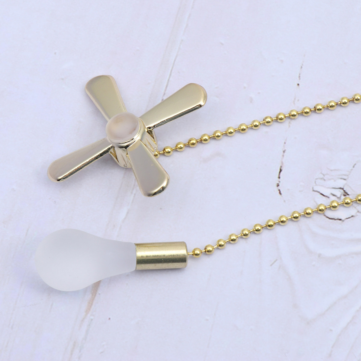 طقم سلسلة سحب للمروحة ومجموعة  - مراجعة Decor Lighting Ceiling Fans وسعره