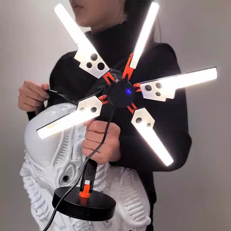 مصباح LED للتحكم عن بعد على شك - مراجعة Touch Dimmer Lamp وسعره