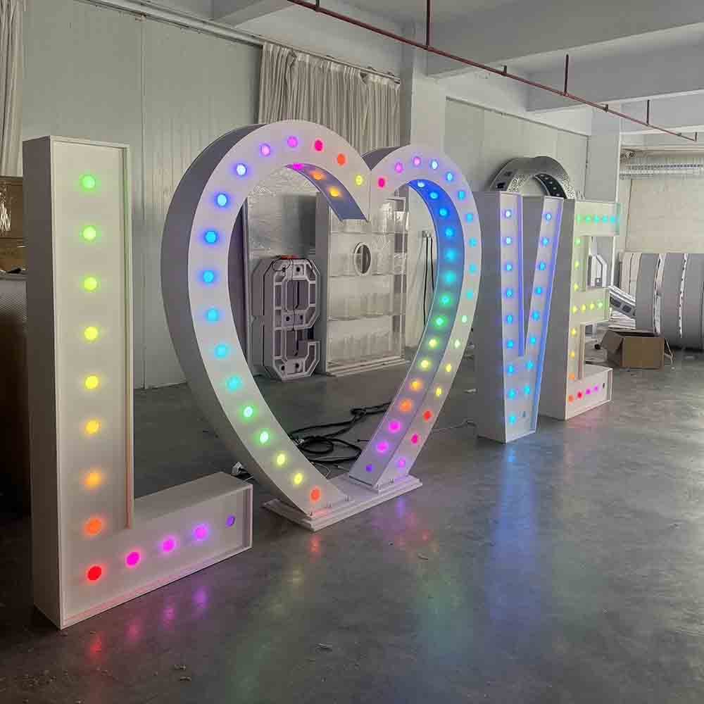 شعار بحجم مخصص كبير يضيء الحرو - مراجعة Light Up Letters Marquee وسعره