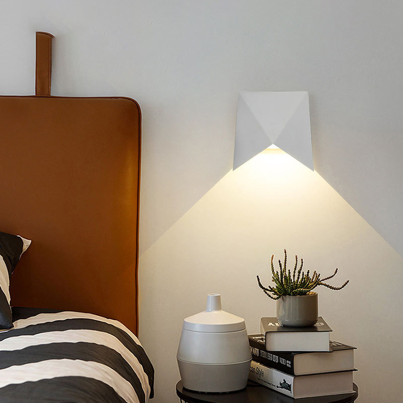 مصابيح حائط LED خارجية مقاومة  - مراجعة Decor Lighting Cy وسعره